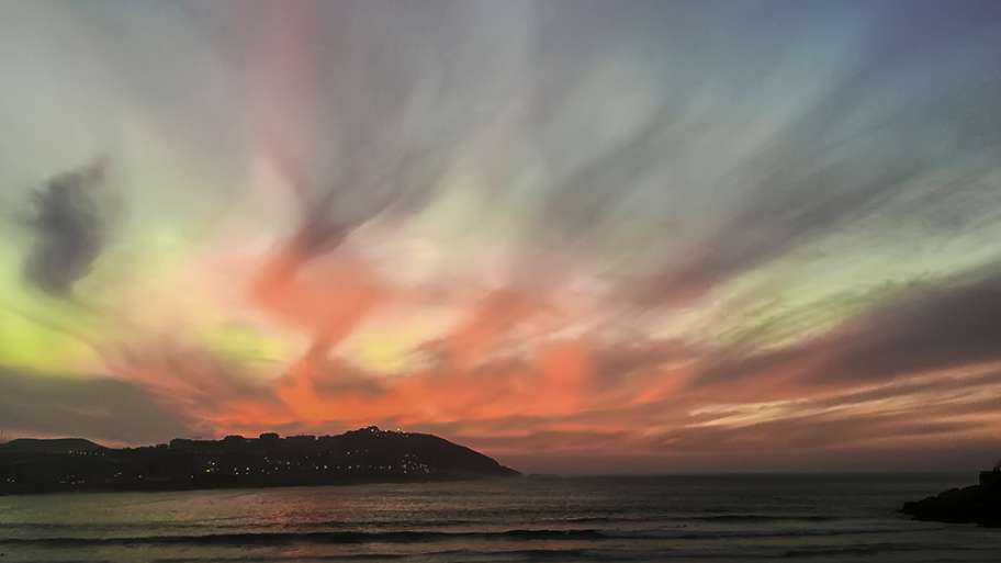 CREPÚSCULO INCENDIADO