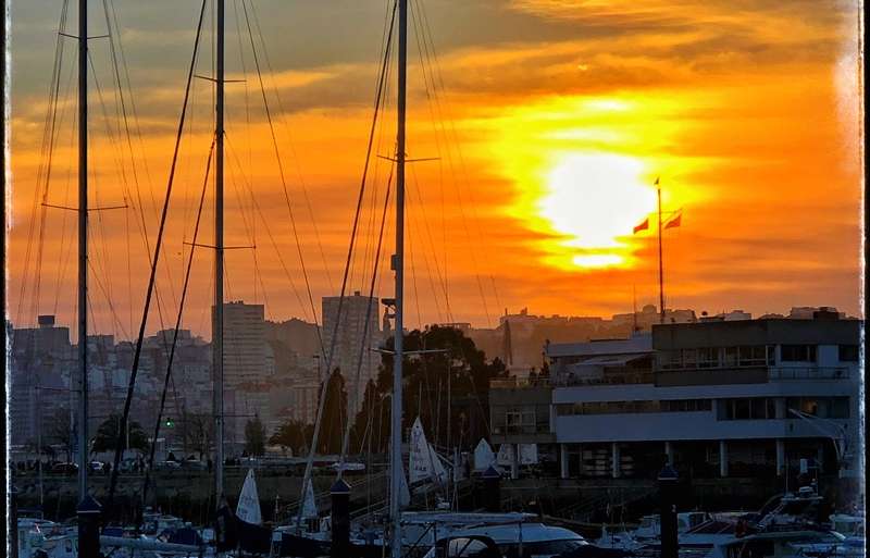 ATARDECE SOBRE LOS PANTALANES