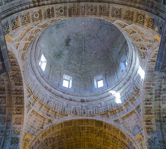 CÚPULA CENTRAL MONASTERIO DE MONFERO