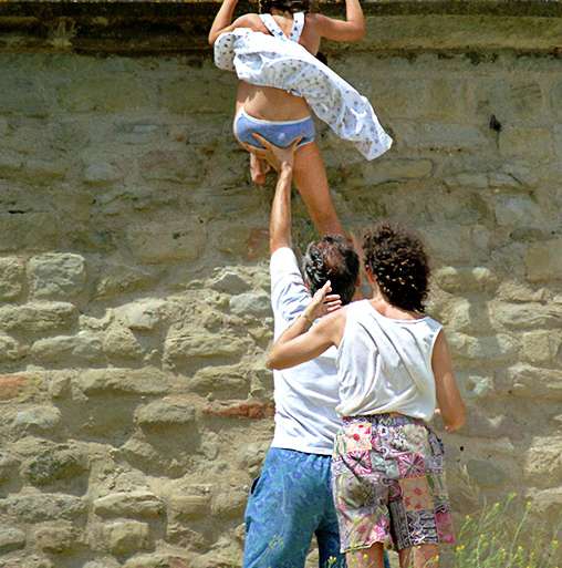 AYUDA PATERNAL CONTRAPICADA