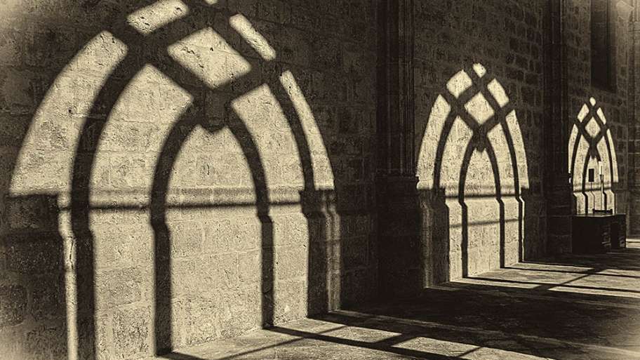 LOS CLAUSTROS Y SUS LECTURAS