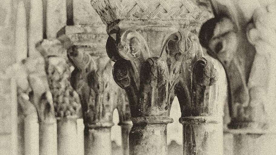 ABSTRACTO SILENCIO EN PIEDRA