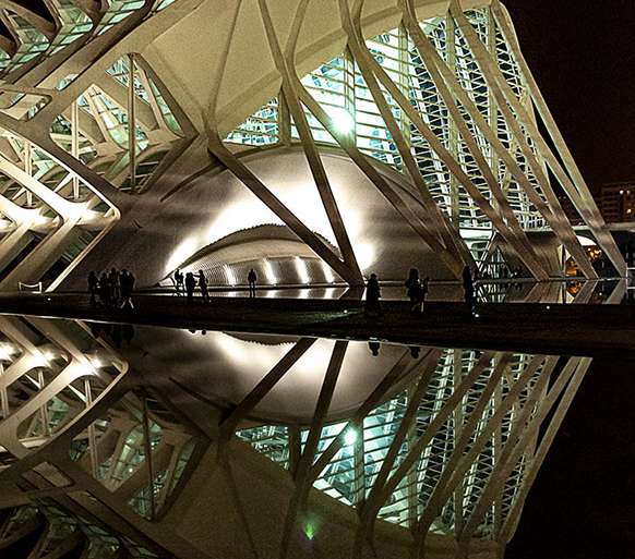 REFLEJOS EN EL MUSEO DE LAS CIENCIAS