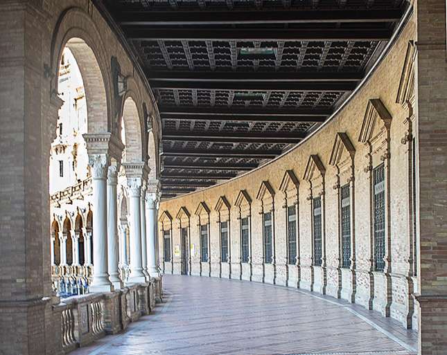 GALERÍA DE LA PLAZA DE ESPAÑA EN SEVILLA
