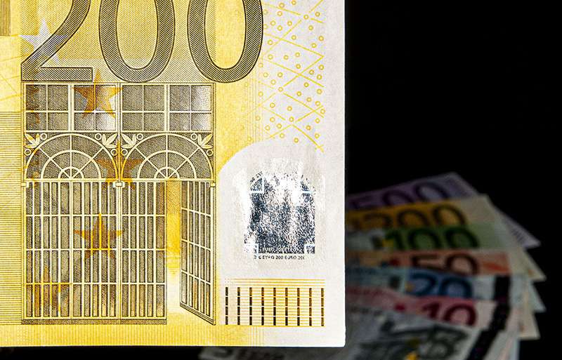 DUEÑO DEL MUNDO (SEGÚN ALGUNOS)