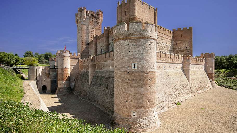 CASTILLO DE LA MOTA