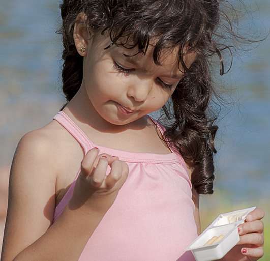 HUY, ¡YA SE ME FUE EL ESMALTE DE UÑAS!