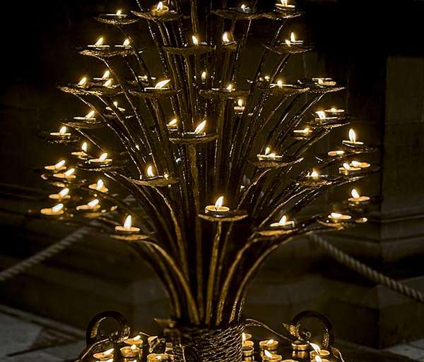 LAMPADARIO FLORENTINO (EN EL DUOMO)