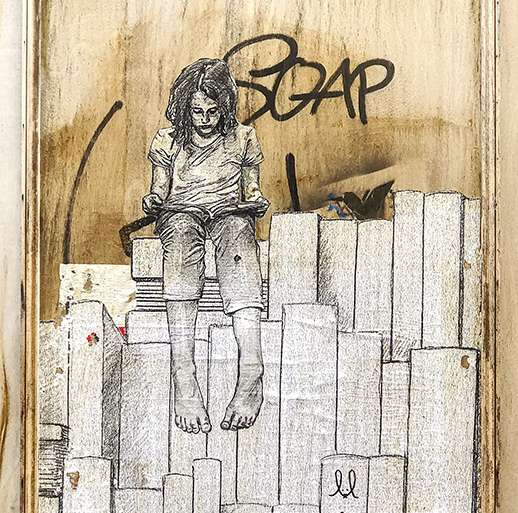 LEYENDO SOBRE MONTAÑAS DE LIBROS