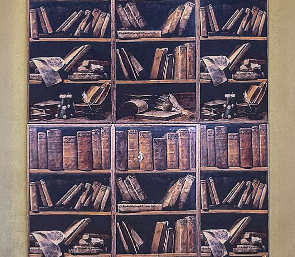 TRAMPANTOJO DE BIBLIOTECA