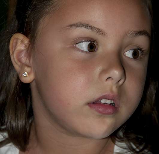 ÁNGELA (JUNIO, 2011)